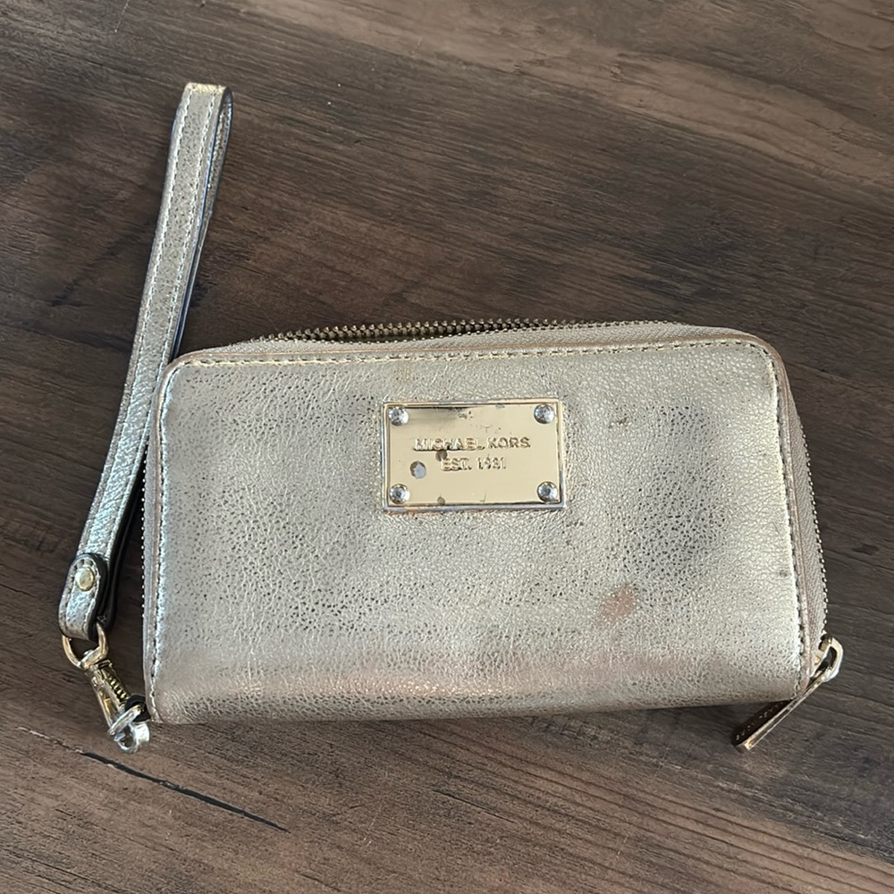 Michael Kors Metallic Gold Wallet